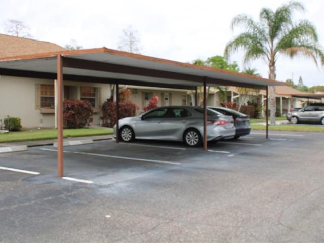 Condo for sale in Pinellas Park, Florida