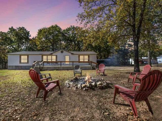 House for sale in Kingston, Oklahoma