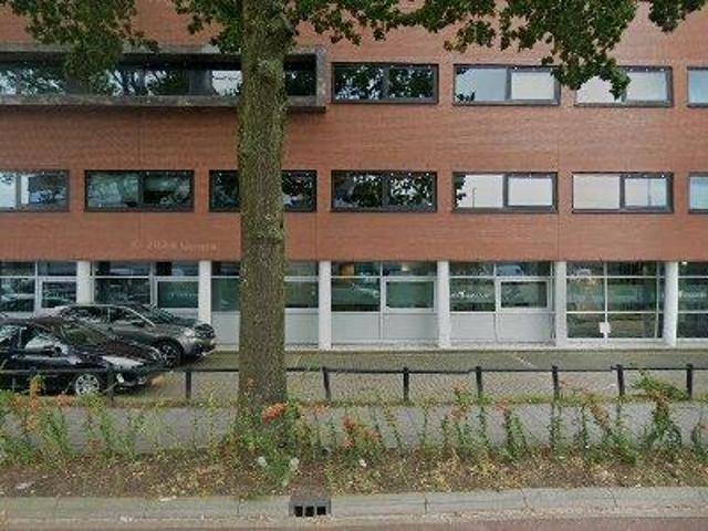 Bedrijfspand te huur in Strijp, Eindhoven