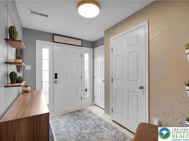 Townhouse for sale in Lehigh, Pennsylvania