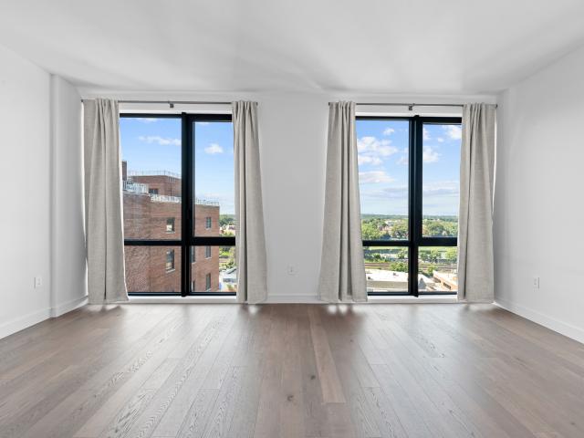 Condo for sale in Queens, Arverne