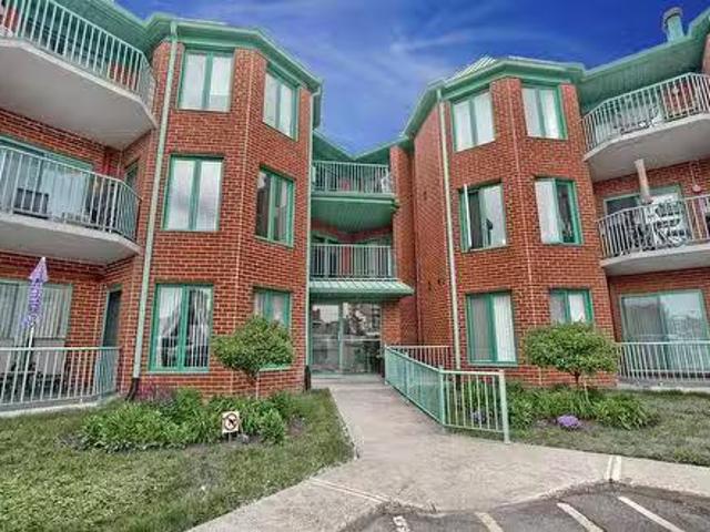 Condo for sale in Roussillon, Quebec