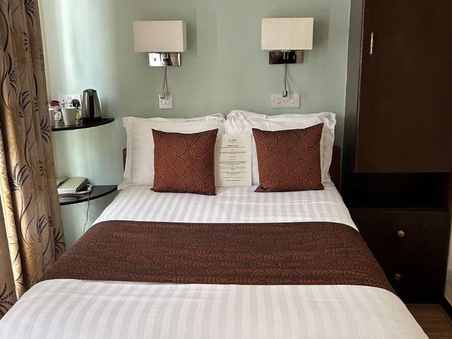 House for rent in Vale of Health, Greater London