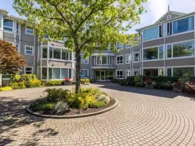 Condo for sale in Saanich, British Columbia
