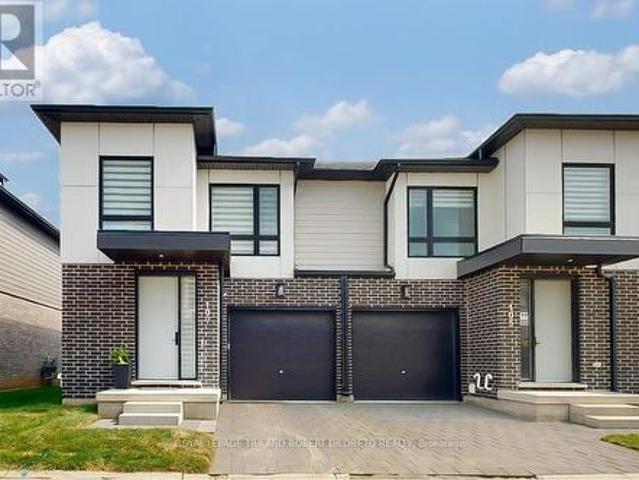 Townhouse for sale in Arva, Ontario