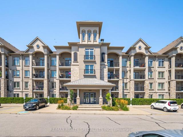 Condo for sale in Milton, Ontario