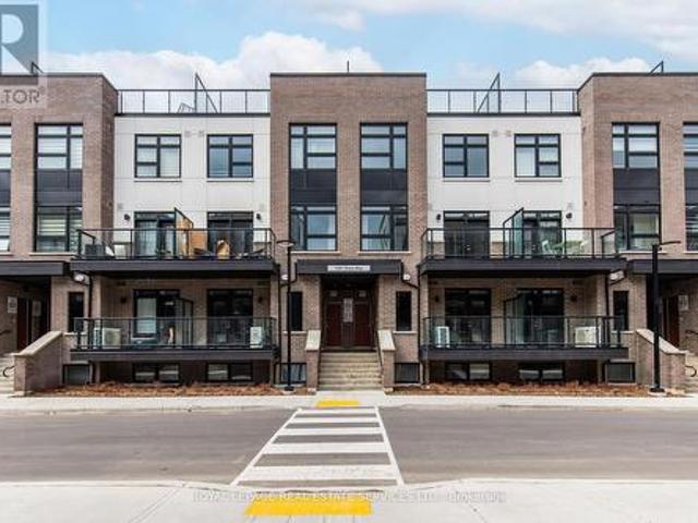 Townhouse for sale in Milton, Ontario