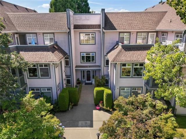 Property for sale in Brentwood Bay, British Columbia