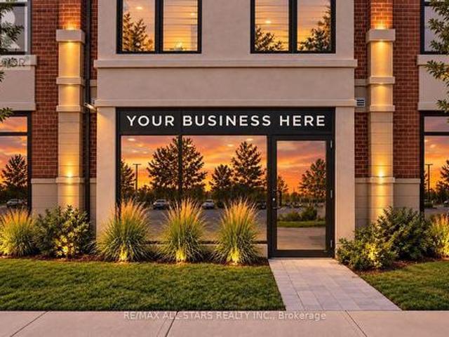 Commercial for rent in Bradford West Gwillimbury, Ontario