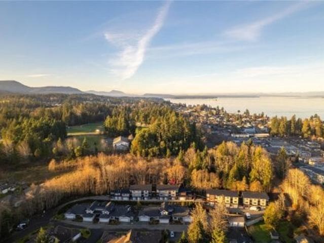 Townhouse for sale in North Cowichan, British Columbia