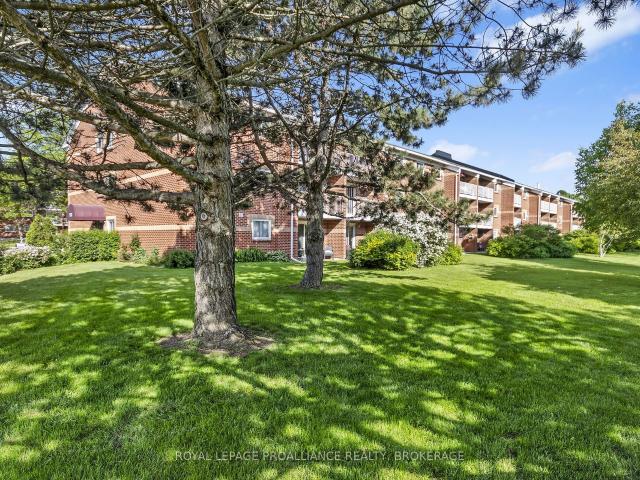 Condo for sale in Kingston, Ontario