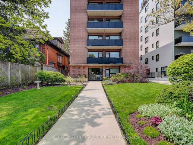 Apartment for sale in Woburn, Ontario