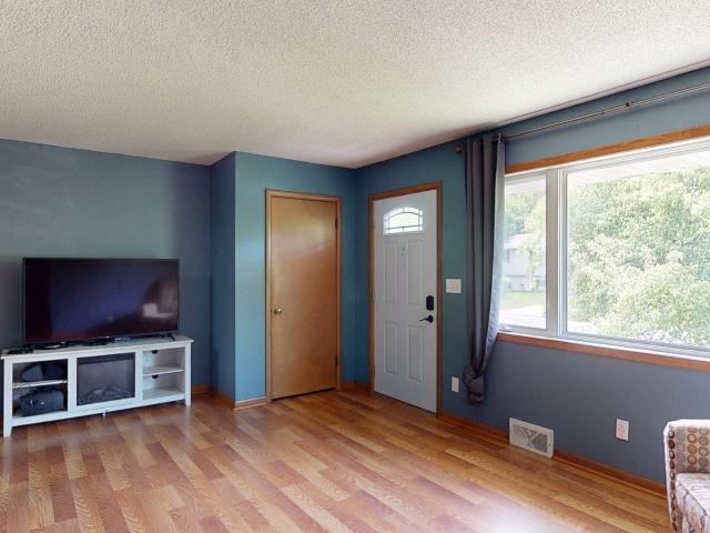 House for sale in Dodge Center, Minnesota