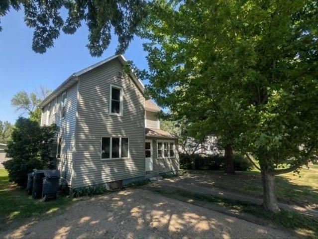 House for sale in Lake Park, Iowa