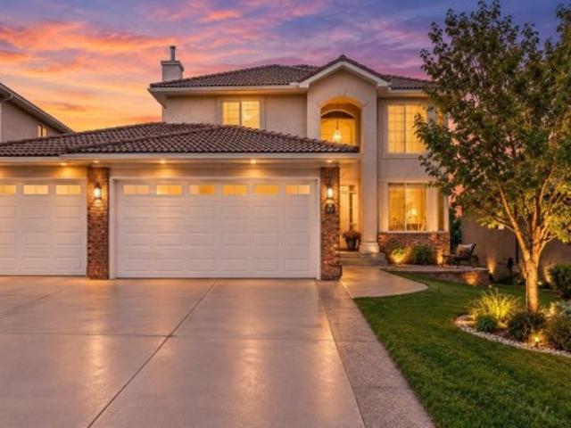 House for sale in Arbour Lake, Calgary