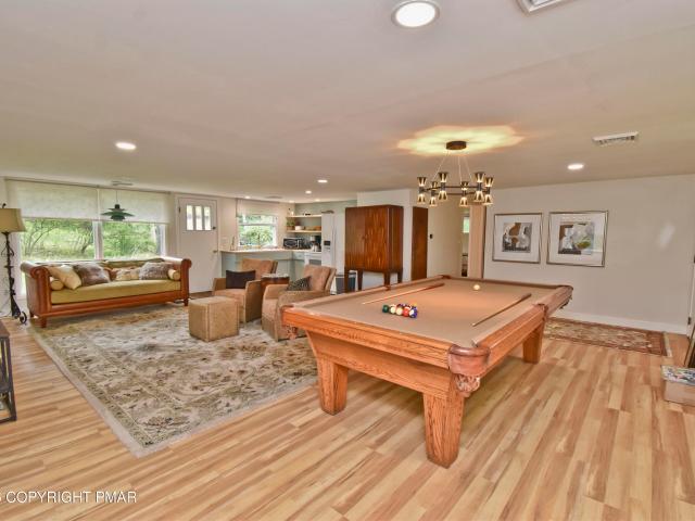 House for sale in Shawnee On Delaware, Pennsylvania