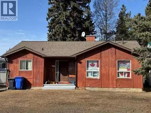 House for sale in Tumbler Ridge, British Columbia