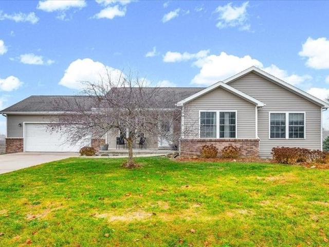 House for sale in Mclean, Illinois
