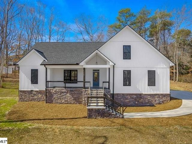 House for sale in Pickens, South Carolina