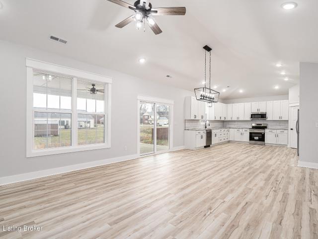 House for sale in Vine Grove, Kentucky