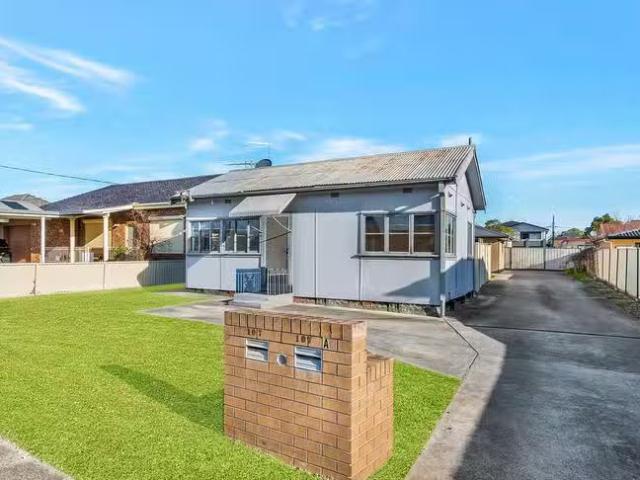 House for rent in Smithfield, New South Wales