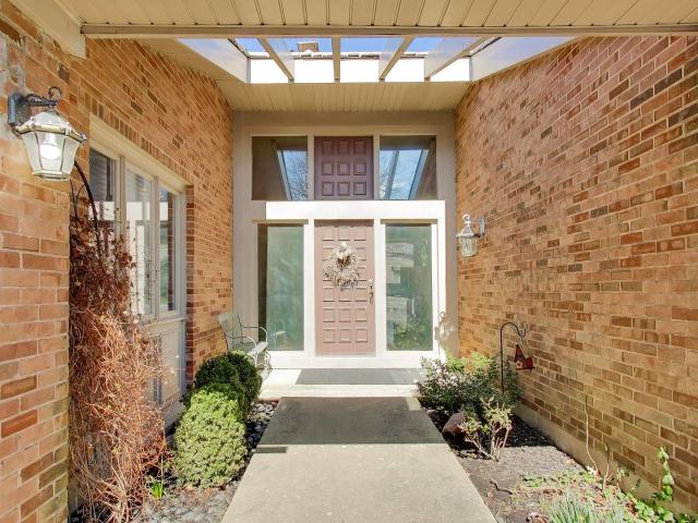 Townhouse for sale in Oak Brook, Illinois