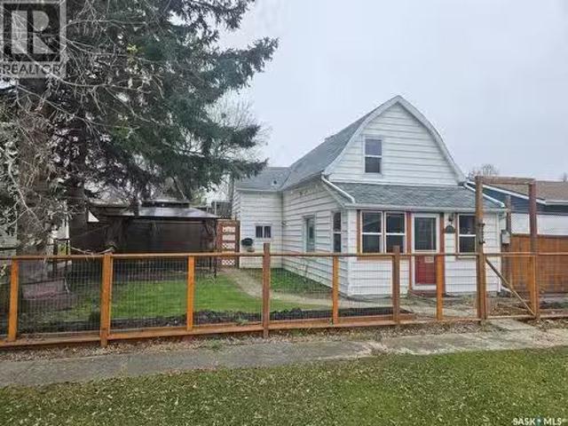 House for sale in Arcola, Saskatchewan