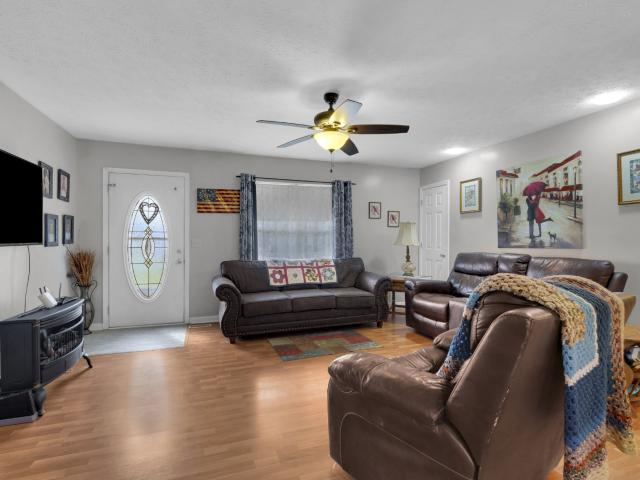 House for sale in Longview, Bell Buckle
