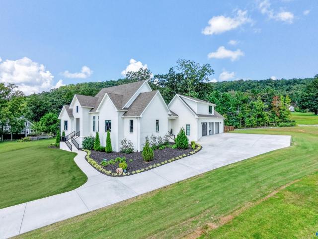 House for sale in Scottsboro, Alabama
