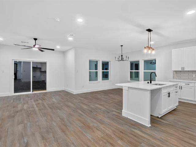 House for sale in Trinidad, Henderson County