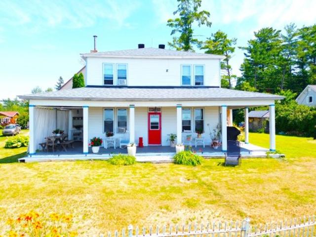 House for sale in Les Collines-de-l'outaouais, Quebec