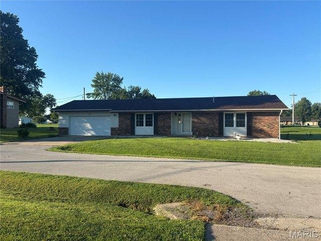 House for sale in Shelbina, Missouri