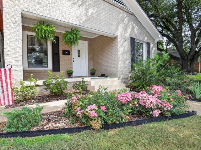 House for sale in Crockett, Texas