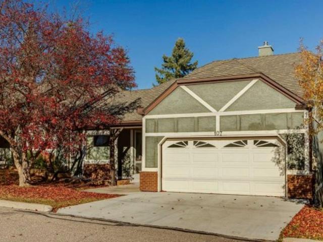 Townhouse for sale in Coach Hill, Calgary