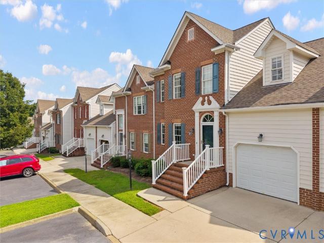Townhouse for sale in Virginia