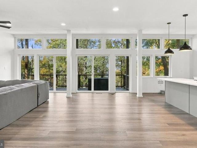 House for sale in Front Royal, Warren County
