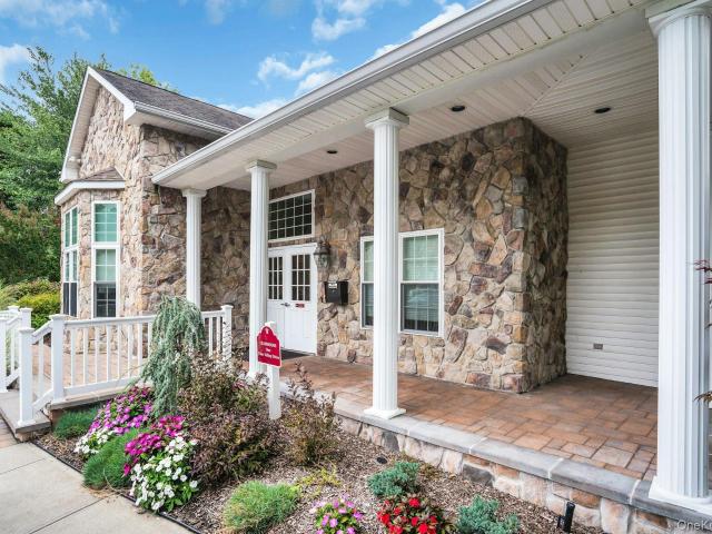 Condo for sale in Town of Smithtown, Suffolk County