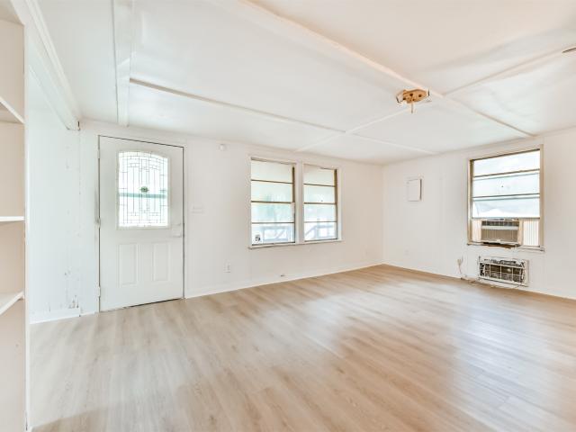 Property for sale in Bacliff, Texas