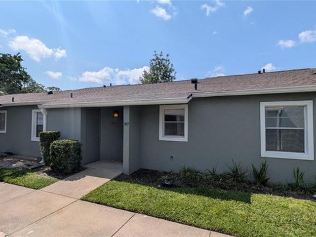 Townhouse for sale in Lake Mary, Seminole County
