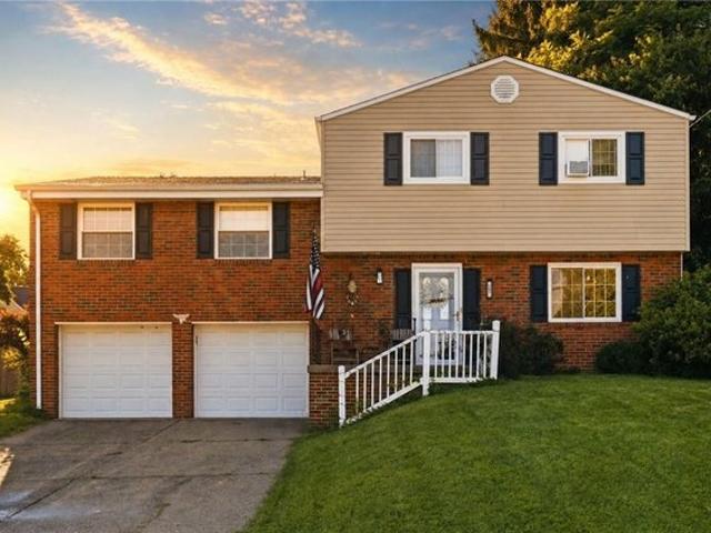 House for sale in Coraopolis, Pennsylvania