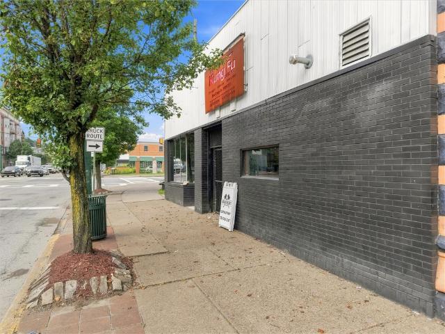 Commercial for sale in Homestead Park, Homestead