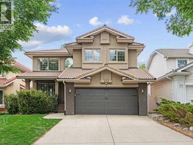 House for sale in Edgemont, Calgary
