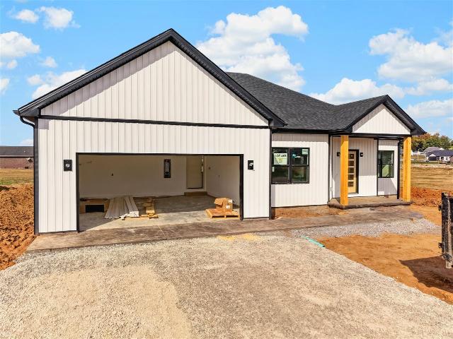House for sale in Auburn, Logan County