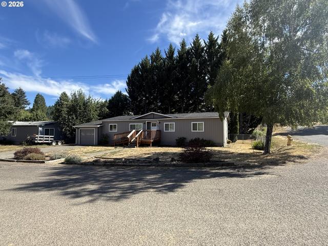 House for sale in Oregonia