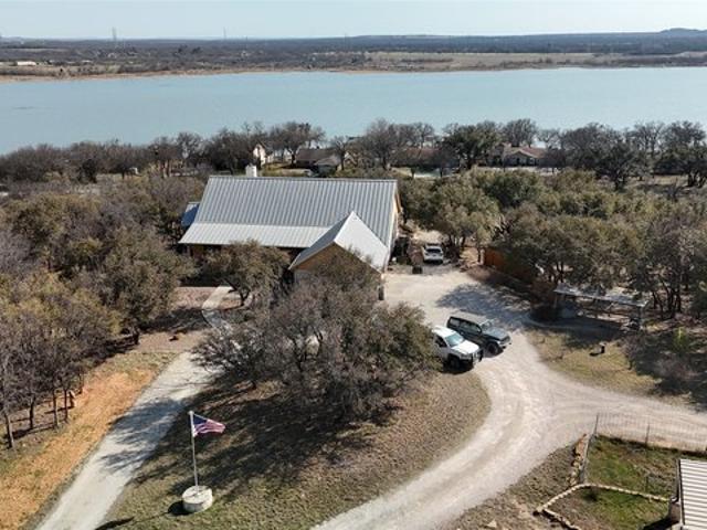 House for sale in De Young, Texas