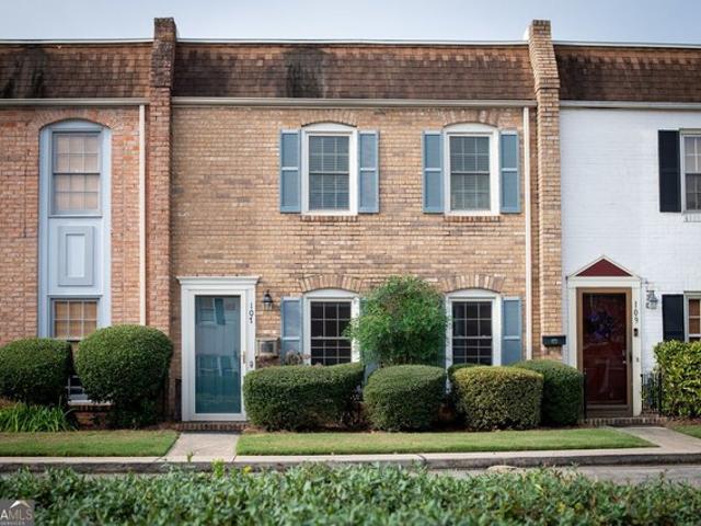 Condo for sale in Georgetown Townhomes, Athens