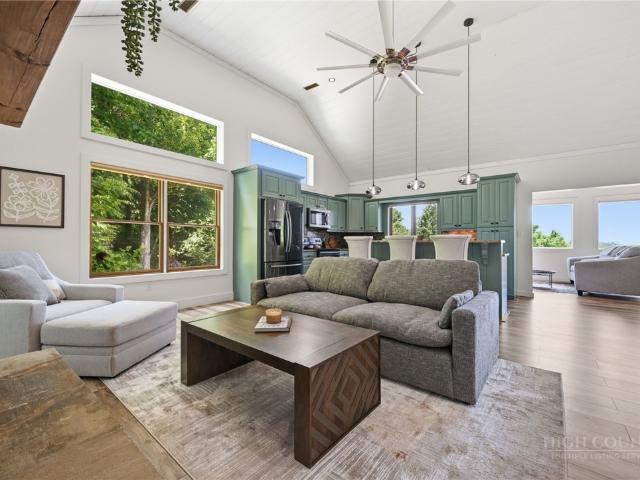 House for sale in Watauga, North Carolina