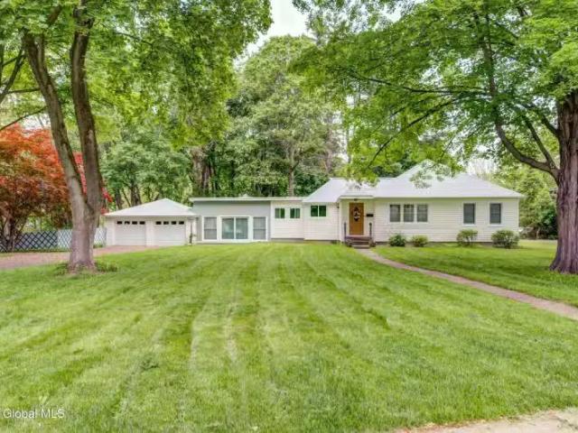 House for rent in Troy