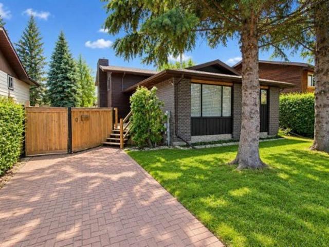 House for sale in Glendale, City of Red Deer