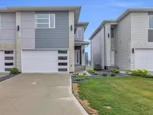 House for sale in East St. Paul, Manitoba